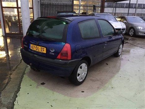 Renault Clio - 1.4 - 1