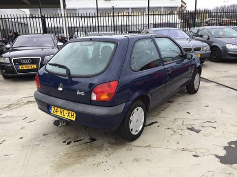 Ford Fiesta - 1.3 - 1