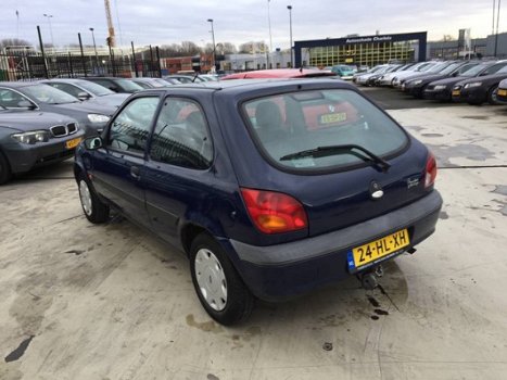 Ford Fiesta - 1.3 - 1