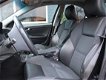 Volvo S60 - 2.4 D5 163PK Automaat, Airco, Trekhaak, Cruise, Halfleder - 1 - Thumbnail