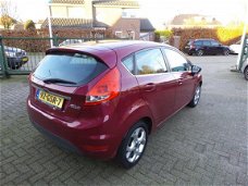 Ford Fiesta - 1.25 Titanium / airco-ecc / cruise / 5 drs / lmv / navi / pdc / metallic-lak