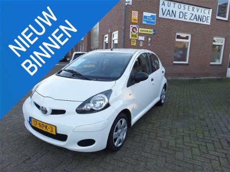 Toyota Aygo - 1.0-12V / airco / 5 deurs / 57 dkm - 1