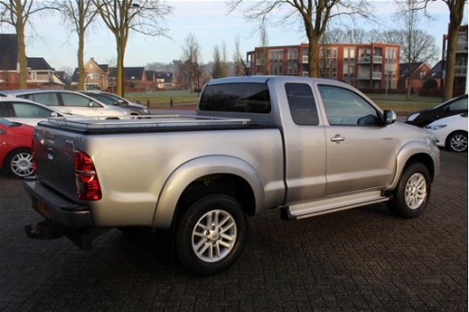 Toyota HiLux - 2.5 D-4D XTRA CAB VAN 4WD 1E EIGENAAR AIRCO NAVI - 1