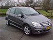 Mercedes-Benz B-klasse - B160 BLUE EFFICIENCY BUSINESS 5DRS AIRCO/CRUISE/BJ2010/KM112 - 1 - Thumbnail