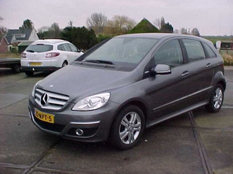 Mercedes-Benz B-klasse - B160 BLUE EFFICIENCY BUSINESS 5DRS AIRCO/CRUISE/BJ2010/KM112 - 1