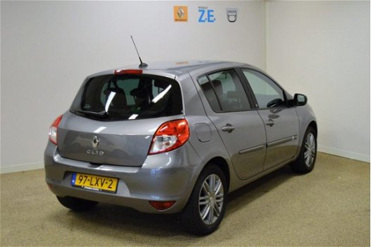 Renault Clio - 1.2 TCe | Parkeersensoren | Navigatie | RIJKLAARPRIJS INCLUSIEF AFLEVERPAKKET T.W.V. - 1