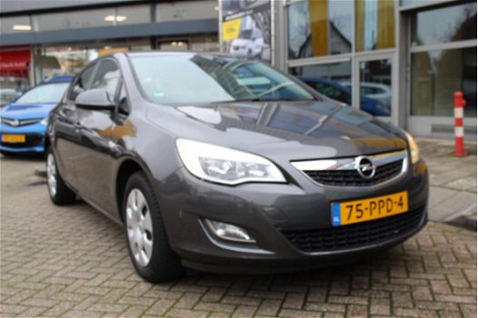 Opel Astra - 1.4 16V 100pk Regensensor Lichtsensor Automatisch licht - 1