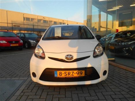 Toyota Aygo - 1.0 12V VVT-I NOW - 1