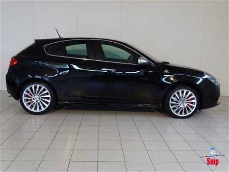 Alfa Romeo Giulietta - 1.6 JTDm Distinctive - 1