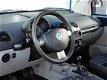 Volkswagen New Beetle - 2.0 Highline Airco/Stoelverwarming/LMV/Trekhaak - 1 - Thumbnail