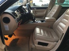 Volkswagen Touareg - 3.2 V6 * Aut * Leer * Navi