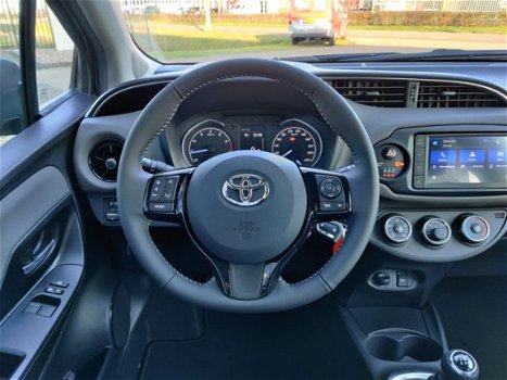 Toyota Yaris - 1.0 VVT-i Connect | Demo | Apple car Play/ Android auto | Camera | - 1