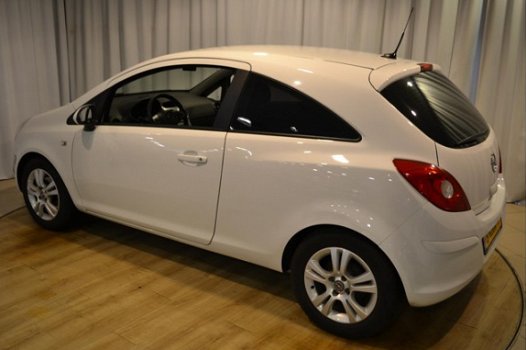 Opel Corsa - COSMO 3Drs 1.3 CDTI Airco/Navigatie/Lichtmetalenvelgen - 1