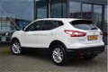 Nissan Qashqai - 1.2 Connect Edition / Panoramadak / Camera / Trekhaak - 1 - Thumbnail