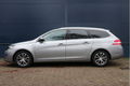 Peugeot 308 SW - 1.2 130 pk Style / Automaat / Navigatie / LM Velgen / Trekhaak / Parkeerhulp met Ca - 1 - Thumbnail