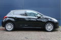 Peugeot 208 - 1.2 82 pk Allure / Navigatie / Parkeerhulp Camera / Apple Car Play / LM Velgen - 1 - Thumbnail