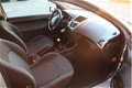 Peugeot 206 - 1.4 | XS | Airco | Cruise | Trekhaak | Dealer auto | Parrot - 1 - Thumbnail