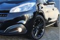 Peugeot 208 - 1.2 Puretech 82pk 5D Allure l NAVIGATIE l CAMERA l CLIMATE CONTROL l HALF LEDER - 1 - Thumbnail