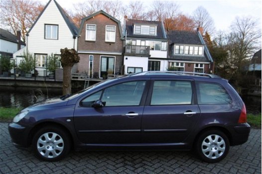 Peugeot 307 SW - 1.6 16V Automaat 2e eig Airco OH-historie Trekhaak 1100kg - 1