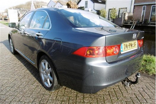 Honda Accord - 2.0i Comfort 155pk 2e eig Airco Cruise Trekhaak 1500kg - 1