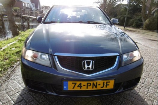 Honda Accord - 2.0i Comfort 155pk 2e eig Airco Cruise Trekhaak 1500kg - 1