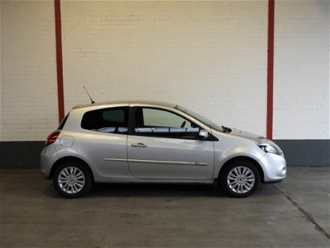 Renault Clio - 1.2 TCe 100PK Collection AIRCO/CRUISE/LMV - 1