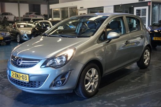 Opel Corsa - 1.2-16V Cosmo Airco/5Deurs/Nieuw Apk - 1