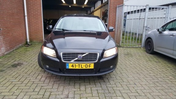 Volvo S80 - 2.5 T Kinetic - 1