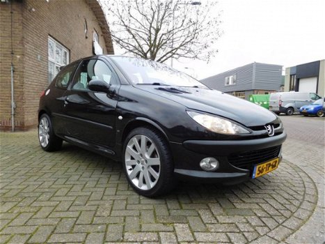 Peugeot 206 - GTI 2.0-16V - 1