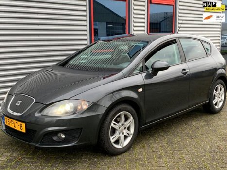 Seat Leon - 1.6 TDI Ecomotive Businessline High Navigatie, Xenon euro 5 - 1