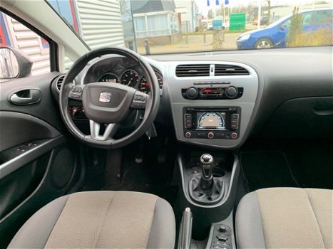 Seat Leon - 1.6 TDI Ecomotive Businessline High Navigatie, Xenon euro 5 - 1
