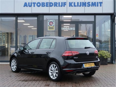 Volkswagen Golf - 1.6 TDI Highline AUT. | Navi | Xenon | Trekhaak | 17'' | Connected - 1