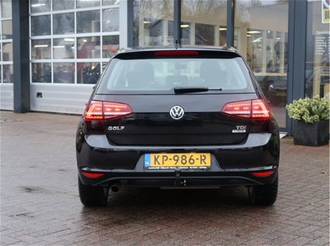 Volkswagen Golf - 1.6 TDI Highline AUT. | Navi | Xenon | Trekhaak | 17'' | Connected - 1