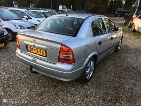 Opel Astra - 1.6, Airco, Trekhaak, parkeersensoren, 1ste eigenaar - 1