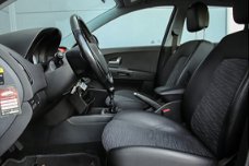 Kia Cee'd - 2.0 X-Ecutive Ecc LMV