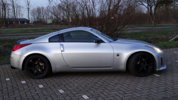 Nissan 350Z - FairladyZ / / JAPAN IMPORT/ Z33/ NISMO - 1