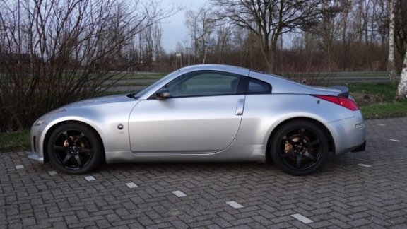 Nissan 350Z - FairladyZ / / JAPAN IMPORT/ Z33/ NISMO - 1