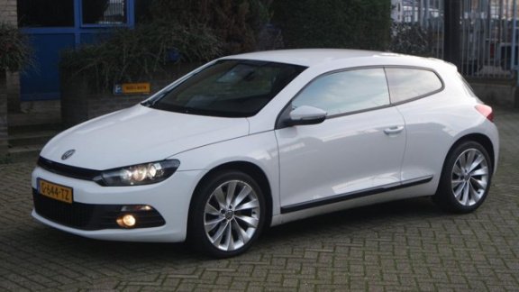 Volkswagen Scirocco - 1.4 TSI 160pk * NL Auto ex-Ambassade - 1