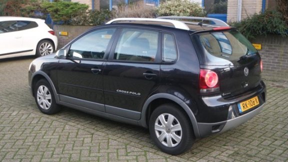 Volkswagen Polo - 1.2 12V Cross - 1