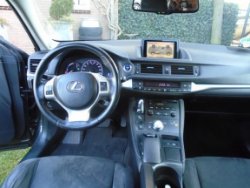 Lexus CT - 200h Business Line Pro abs lamp brand (stuurhoeksensor defect)