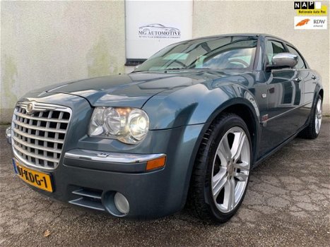 Chrysler 300C - 5.7 V8 HEMI 20 inch, NL auto, ex ambassade - 1