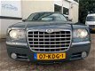 Chrysler 300C - 5.7 V8 HEMI 20 inch, NL auto, ex ambassade - 1 - Thumbnail