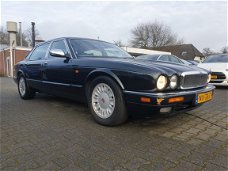 Daimler 4.0 - 4.0 SIX AUT. *YOUNGTIMER* *LEDER+SUNROOF