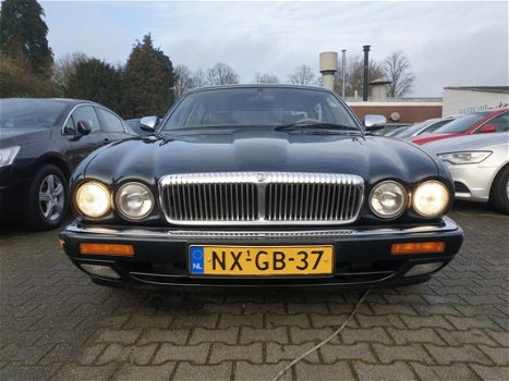 Daimler 4.0 - 4.0 SIX AUT. *YOUNGTIMER* *LEDER+SUNROOF - 1