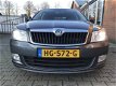 Skoda Octavia Combi - 2.0 TDI Elegance Business Line AUT. *XENON+NAVI+PDC+ECC+CRUISE - 1 - Thumbnail