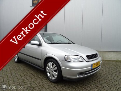 Opel Astra - 1.6-16V Club - 1