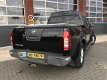 Nissan Navara - 2.5 dCi LE Double Cab Eerste eigenaar - 1 - Thumbnail