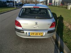 Peugeot 307 - 1.6-16V XSI