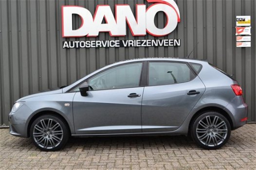 Seat Ibiza - 1.2 TSI 105 PK Style 2014 Grijs Airco/17'' velgen/ - 1