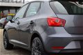 Seat Ibiza - 1.2 TSI 105 PK Style 2014 Grijs Airco/17'' velgen/ - 1 - Thumbnail